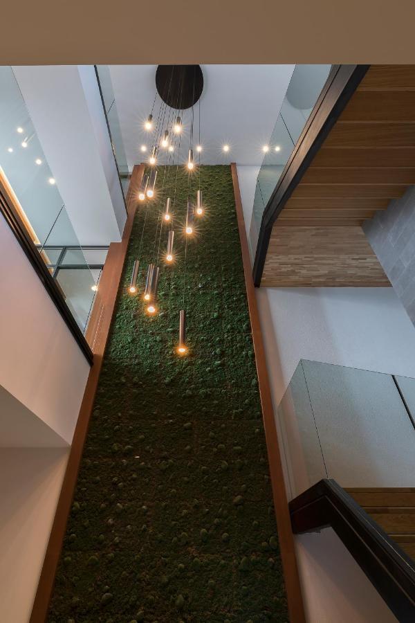 D' Andrea Lagoon All Suites - Adults Only มาร์มารี ภายนอก รูปภาพ Interior of the building