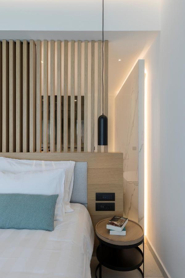 D' Andrea Lagoon All Suites - Adults Only มาร์มารี ภายนอก รูปภาพ A detail of the interior of a room at the hotel